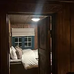 Sjarmerende Pa Med 5 Soverom * Гейло