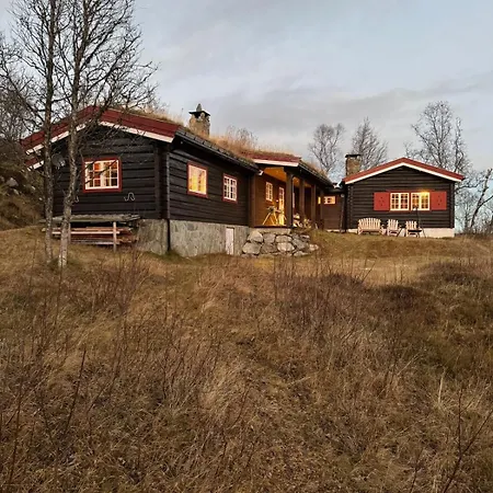 Sjarmerende På Med 5 Soverom *
